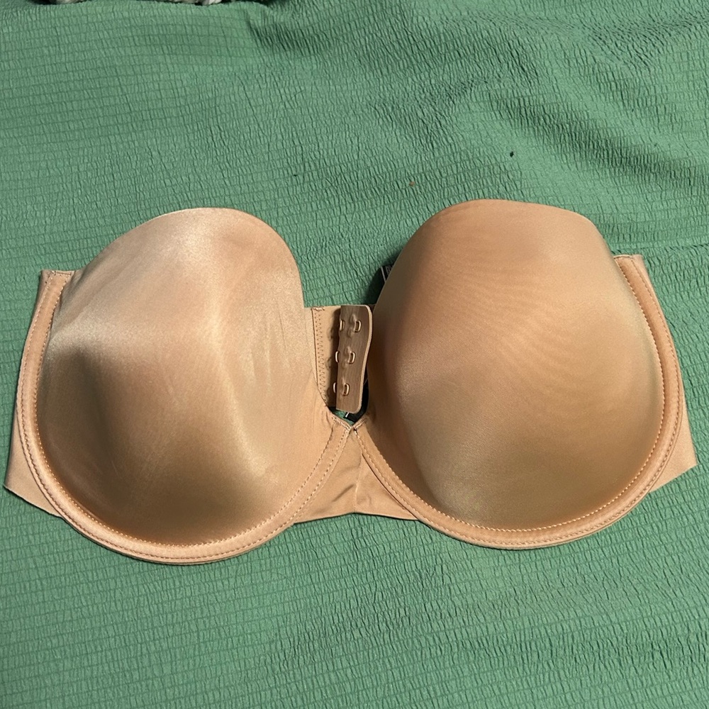 Victoria's Secret Tan Strapless Bombshell Bra